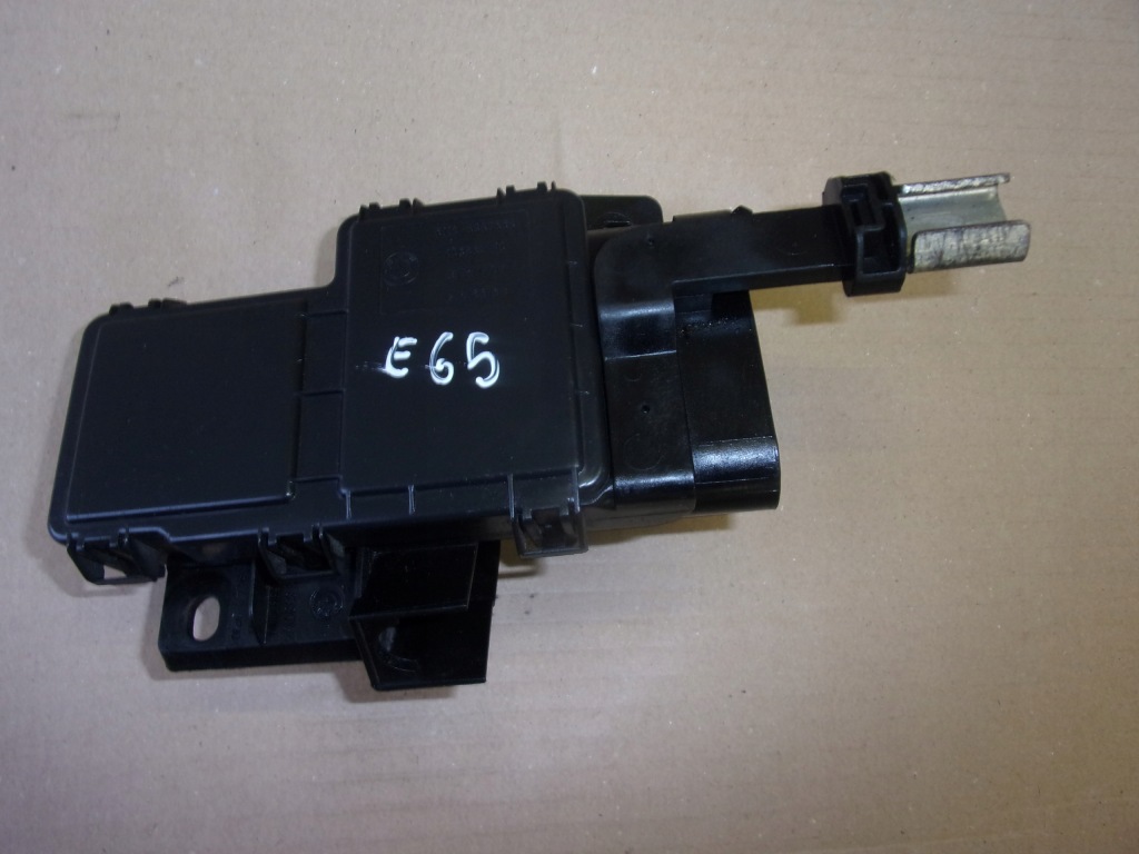 фото №1, Корпус захист з'єднувач plus + bmw 7 e65 e66 01-08