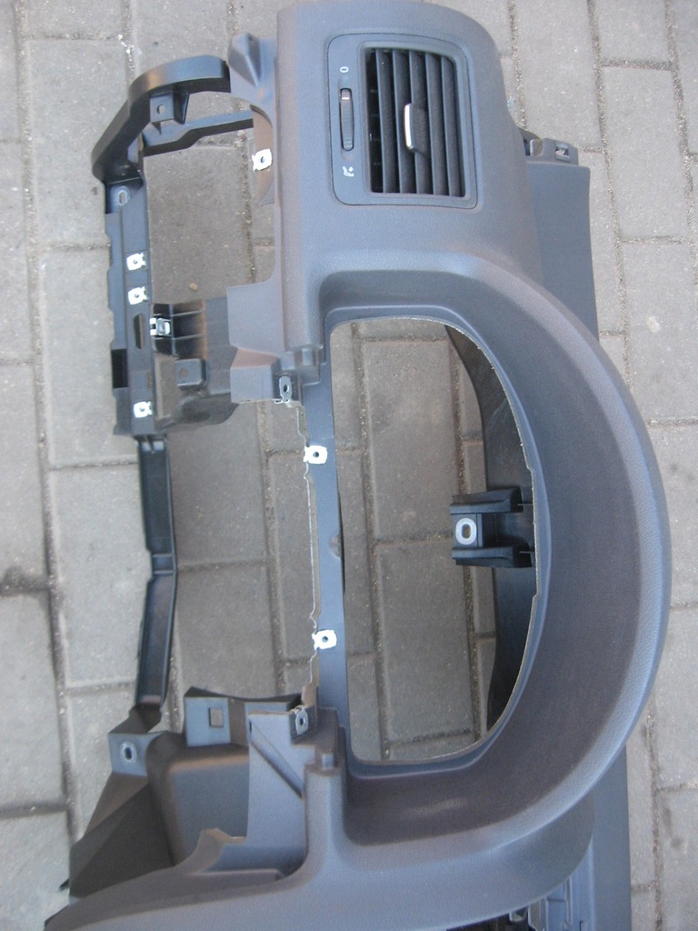 фото №5, Панель приладів приладова консоль панель приладів golf v 5 europa