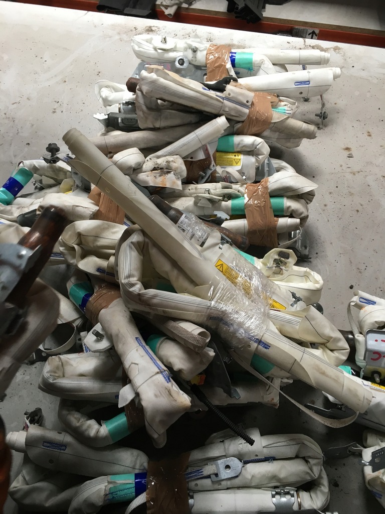 фото №1, Opel astra iv hb шторка безпеки права ліва