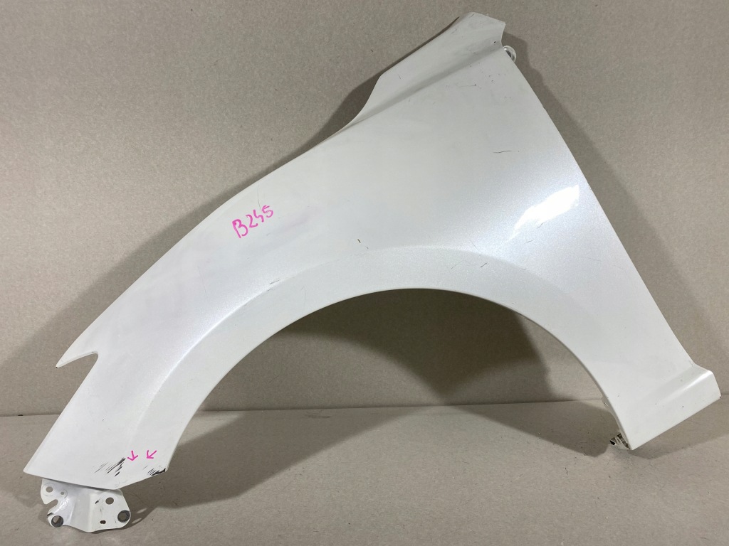 фото №1, Mazda 3 iii 14- крыло левый перед передний