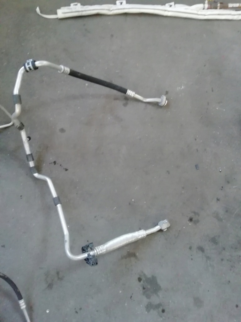 фото №1, Volkswagen оригинальный номер 5c0820743c шланг кондиционера