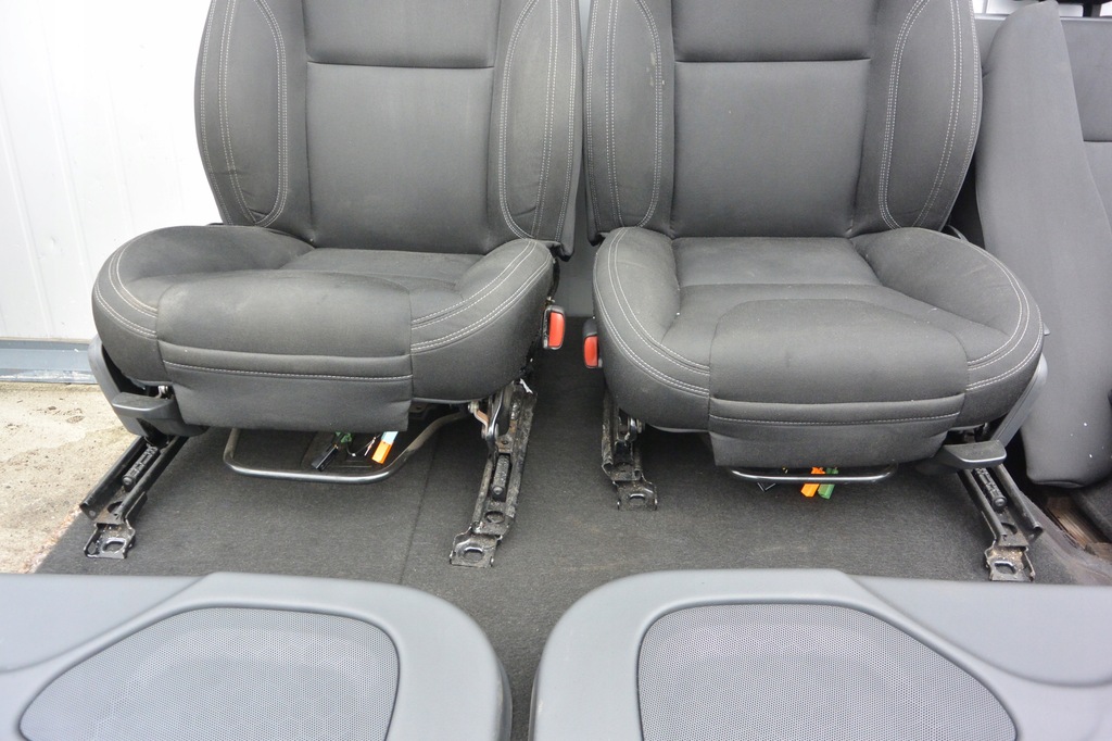 фото №14, Сиденья подогрев заднее сиденье обшивки volvo v60 lift