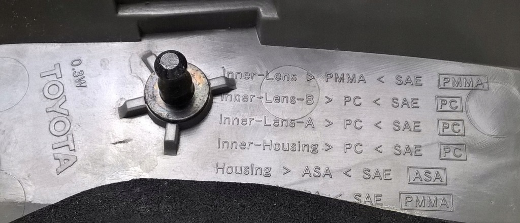 Lexus is 2005-2010 фара led правый  оригинал euro идеальное состояние! Цена