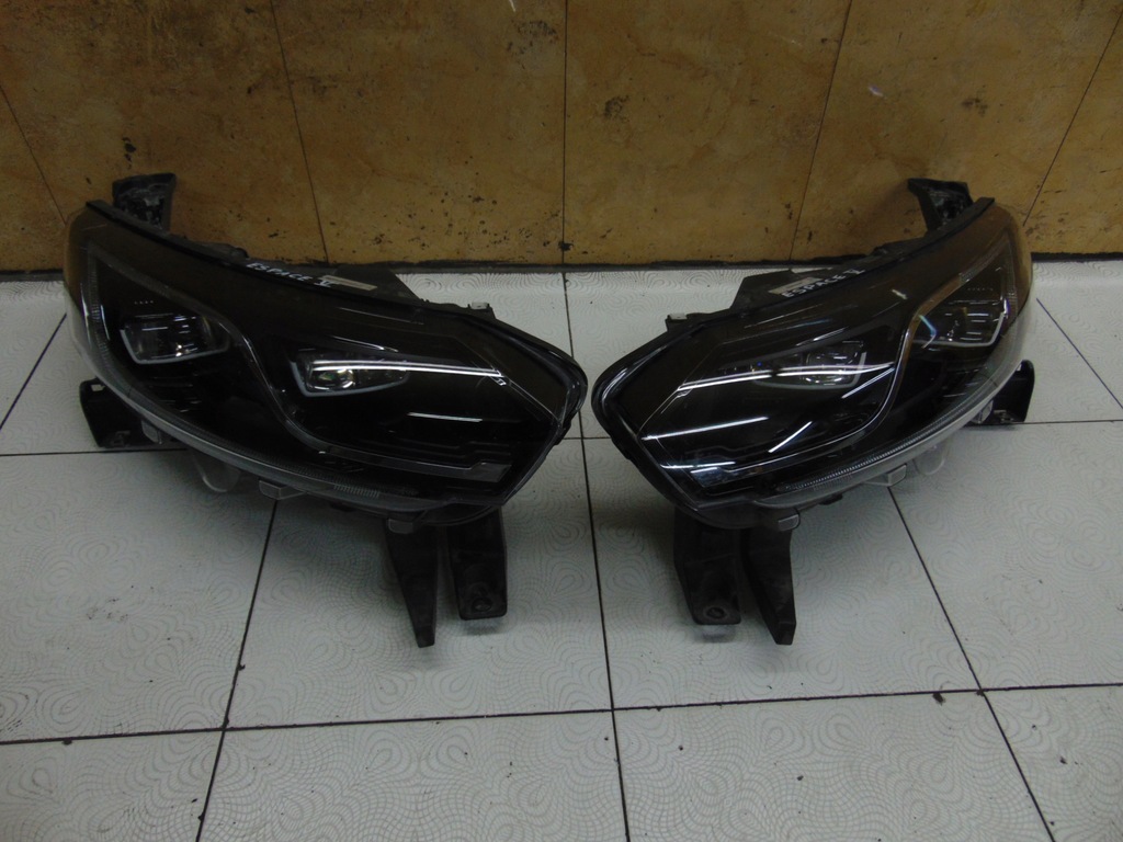 фото №1, Лампы перед передние renault espace v 5