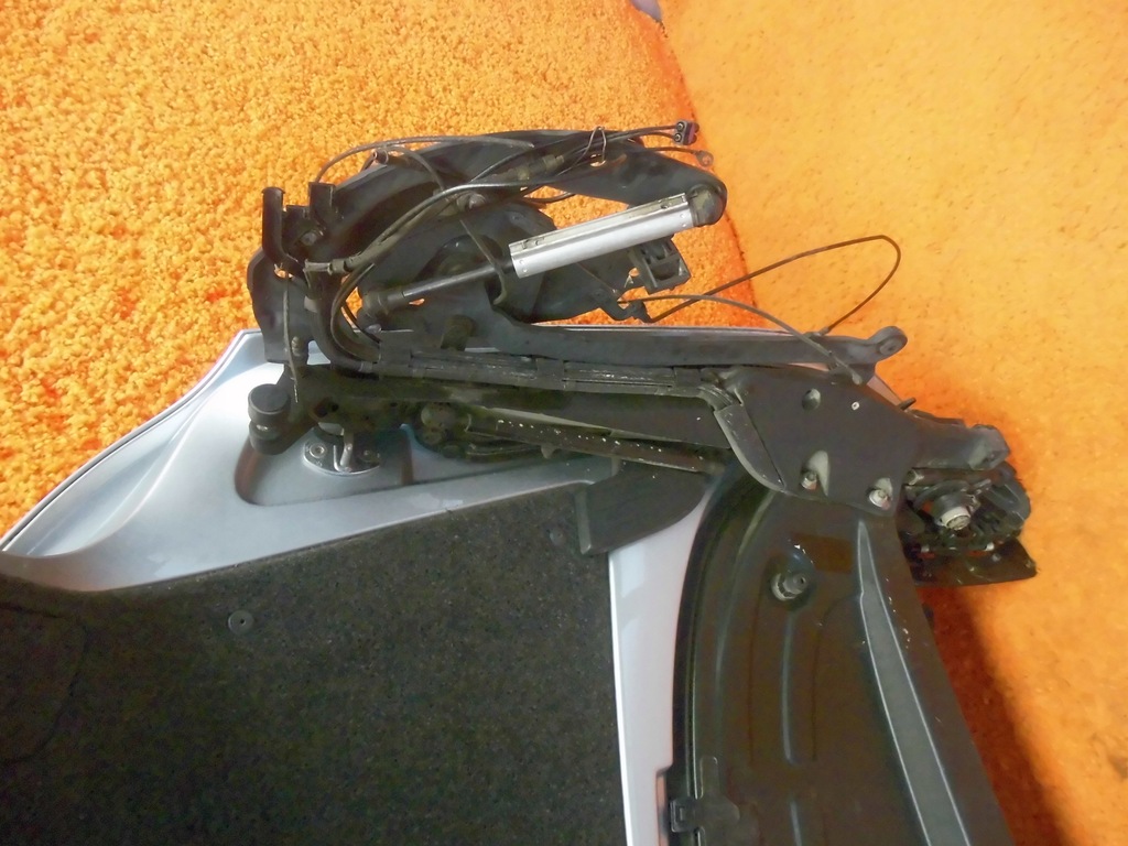 фото №9, 05+ vw eos крышка багажника светлая механизм замок лампа задняя петли