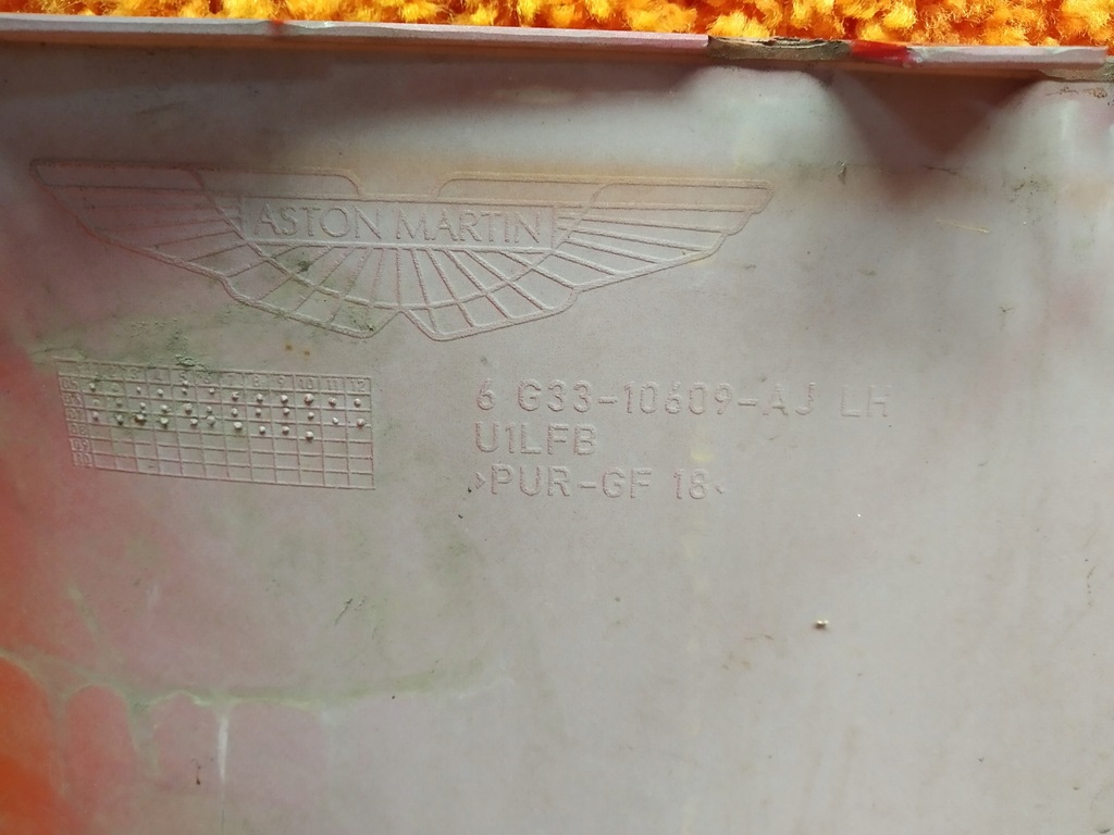 фото №7, Aston martin v8 vantage поріг молдинг ліва накладка поріг