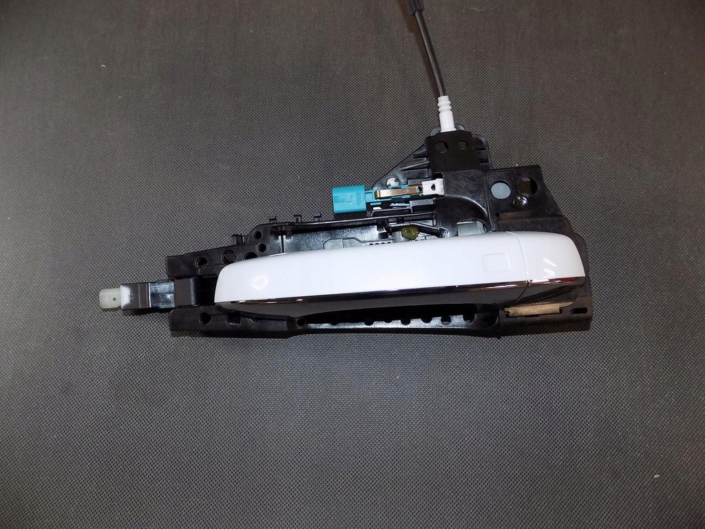 фото №1, Audi a7 4g ручка правый перед keyless хром ls9r