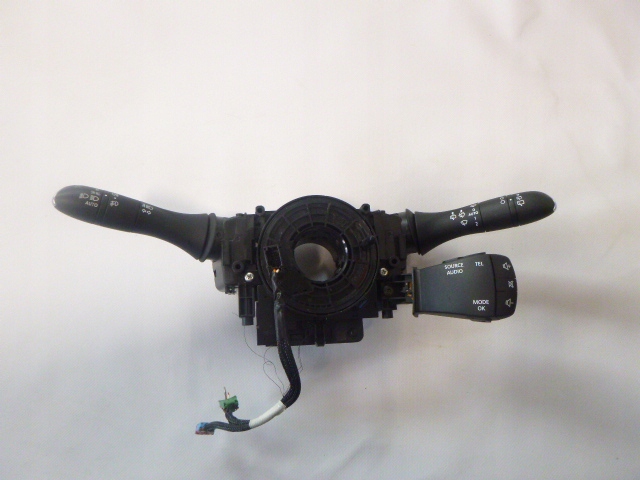 фото №1, Перемикач комбінований renault kadjar 15-