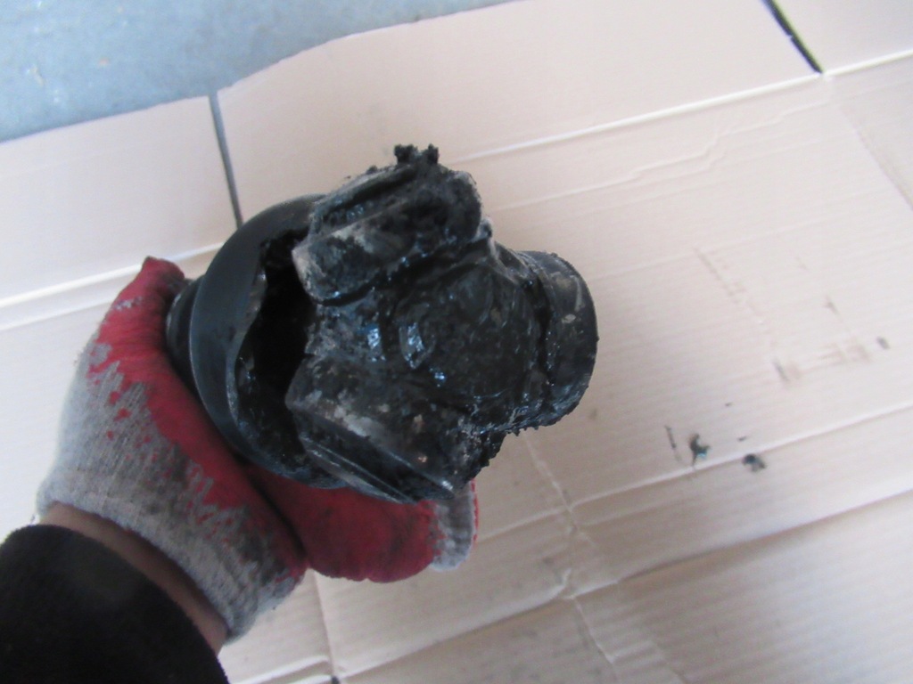 фото №2, Hyundai i30 iii 2016 - приводной вал левая