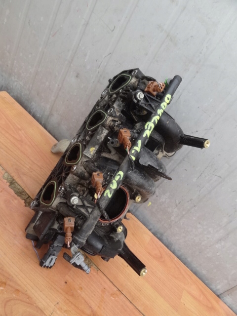 фото №4, Dacia dokker 2016 1,6 8v коллектор всасывающий молдинг gaz