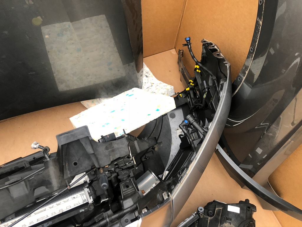 фото №4, Audi q7 4m tdi s-line капот бампер лампи крила