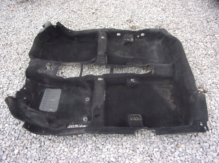 фото №4, Обшивка пол коврик салона peugeot 301 eu