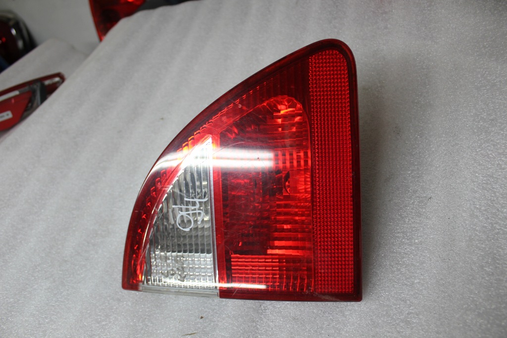 фото №1, 94 ford galaxy mk2 лампа задня ліва кришка багажника