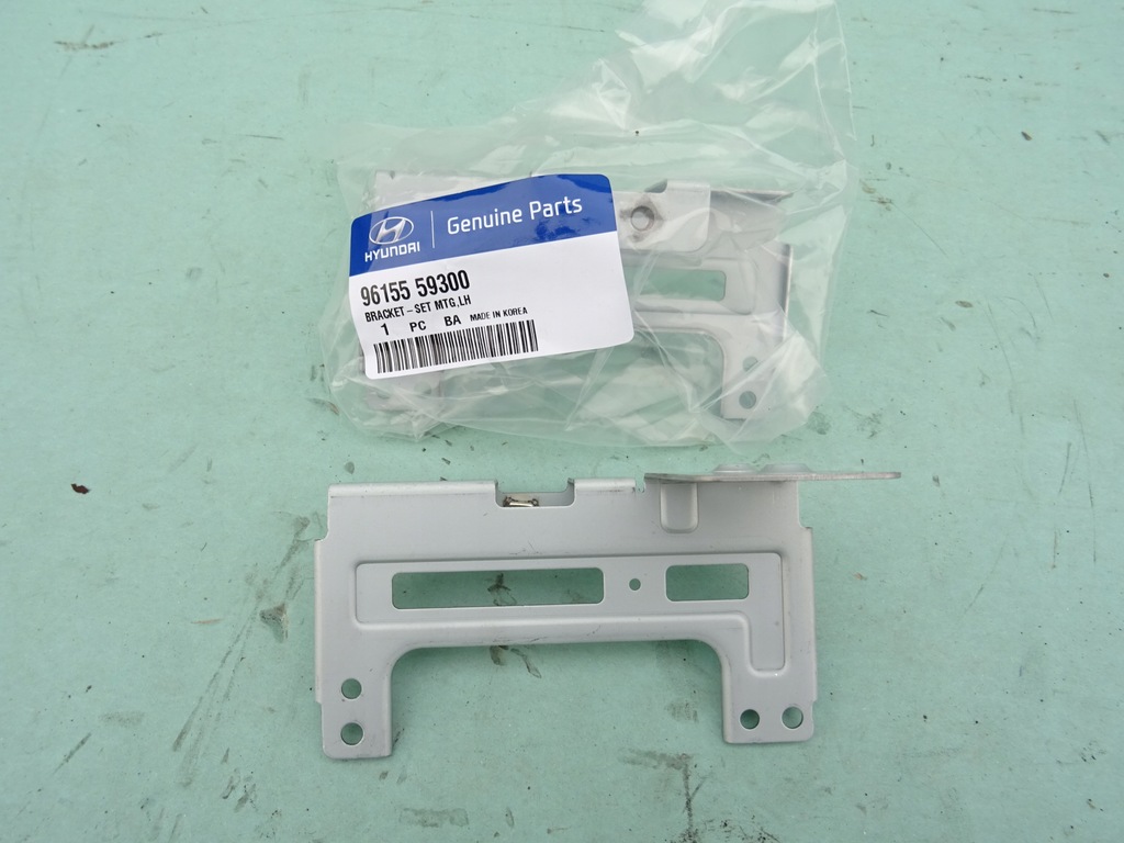 фото №1, Кронштейн кронштейн ліва радіо hyundai h350