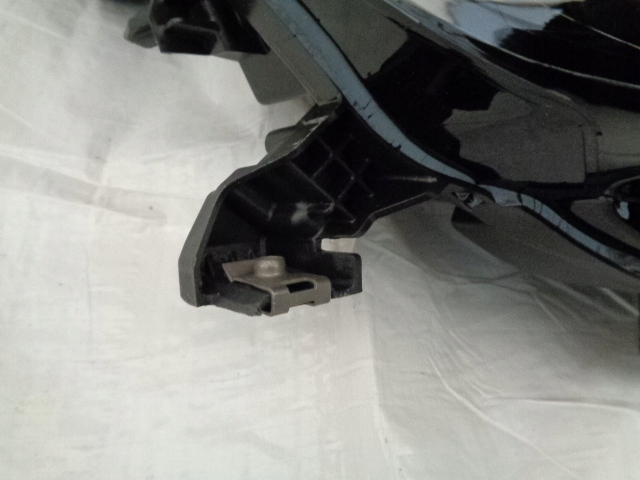 фото №2, Renault оригинальный номер 260100033r лампа передняя