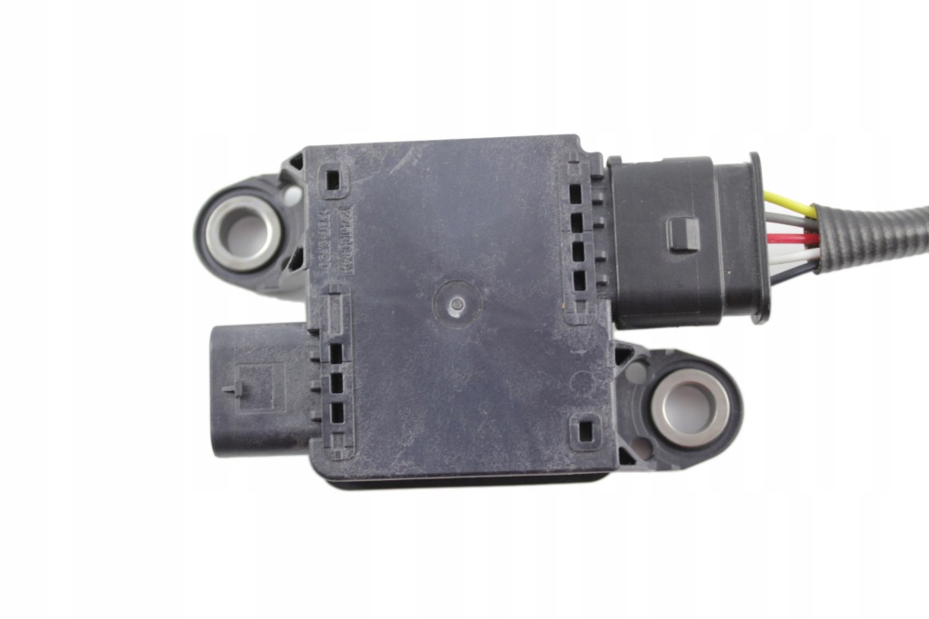 Датчик лямбда-зонд датчик nox mercedes-benz a0009053504 Оригинал