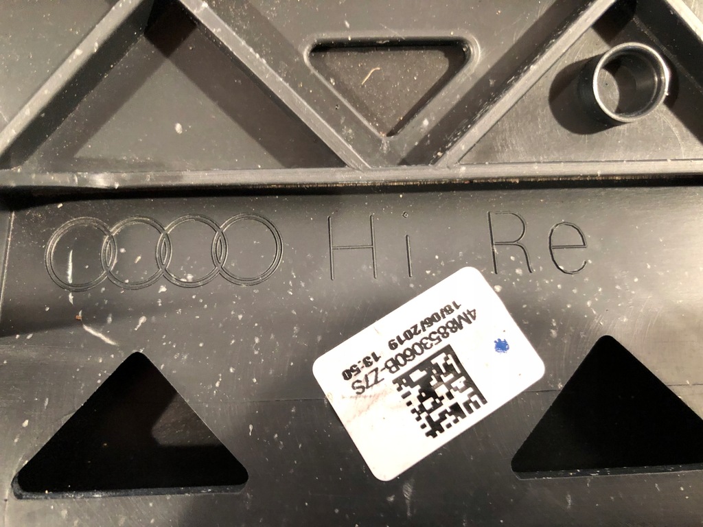 фото №8, Audi q8 4m8 молдинг дверь правый задняя задняя