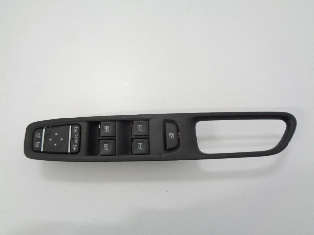 фото №1, Renault captur панель переключатель окон зеркал