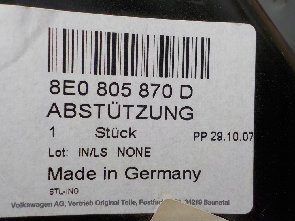 фото №3, Кронштейн крыла правый перед a4 b7 2004-2008