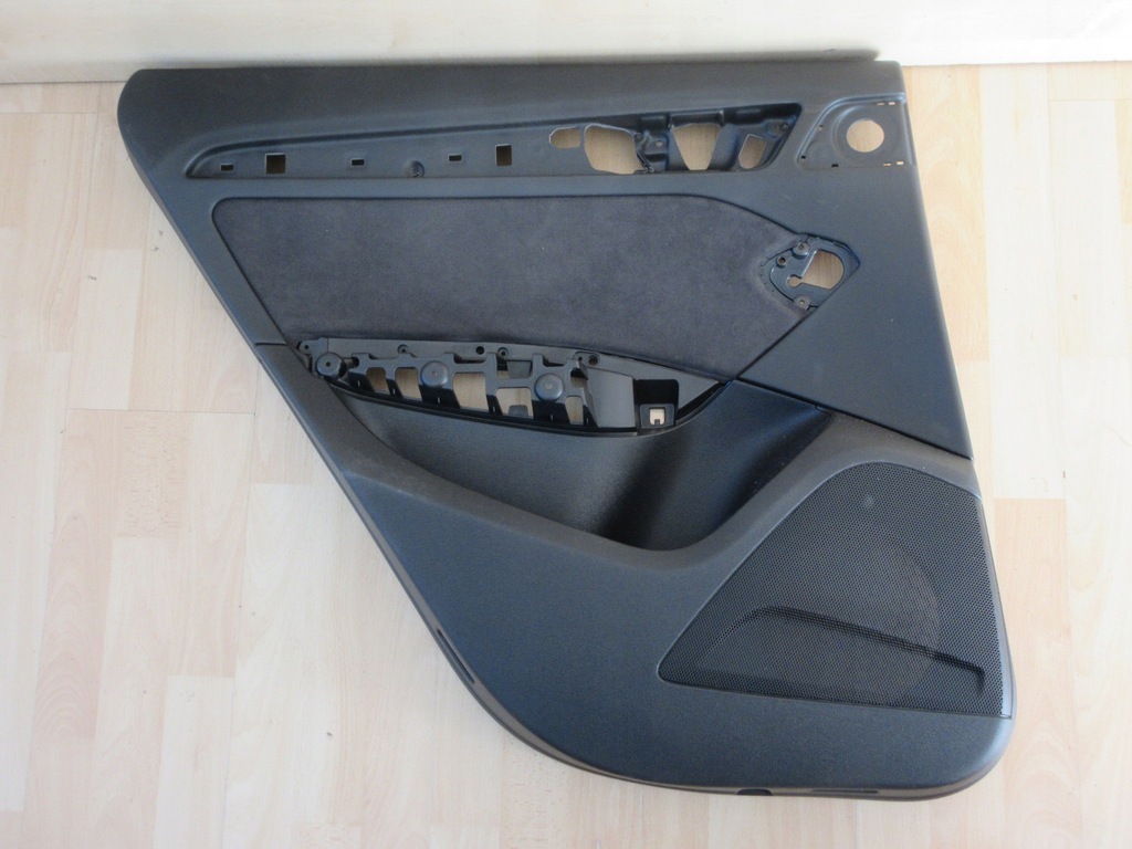 фото №1, Audi q5 обшивка оббивка двері 8r0867303as