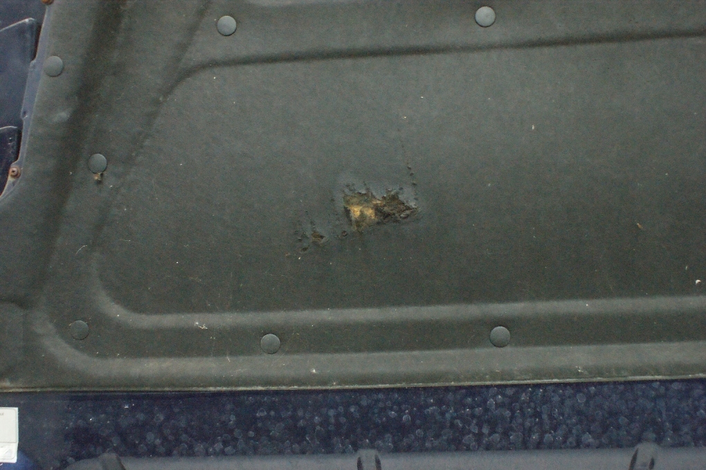 фото №4, Шумоизоляция капот двигателя maserati 3200gt 98-02