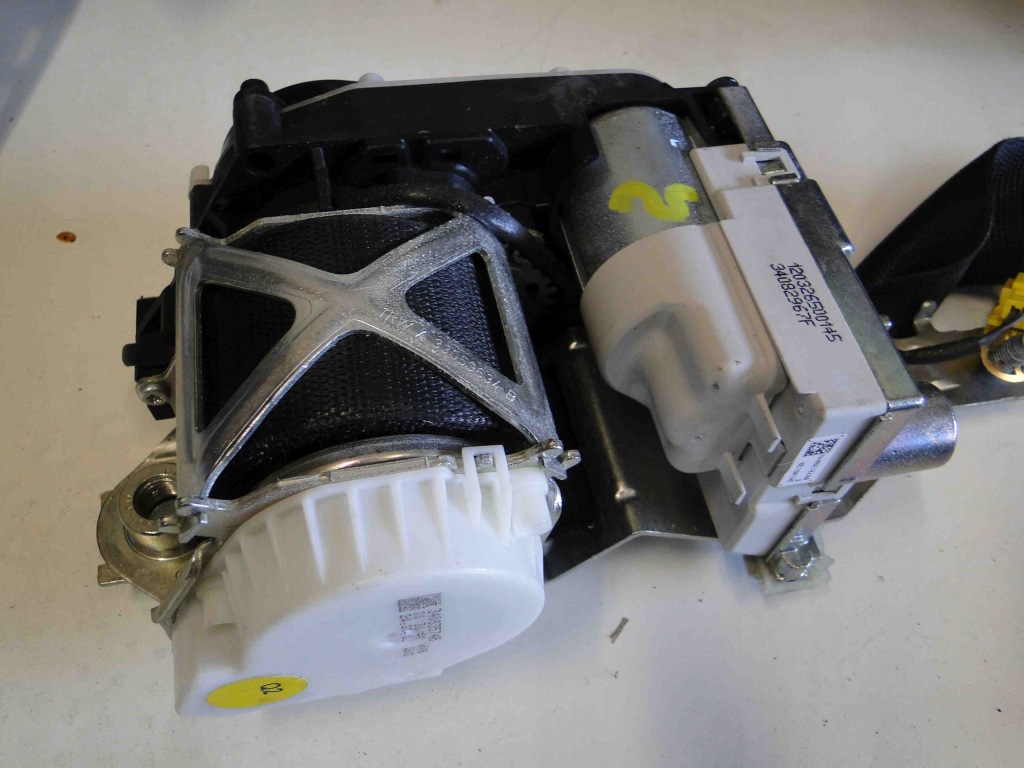 фото №6, Mercedes ml w166 ремни безопасности задние 166