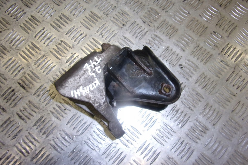 фото №5, Кронштейн кронштейн двигуна suzuki kizashi 2.4b j24b 09-