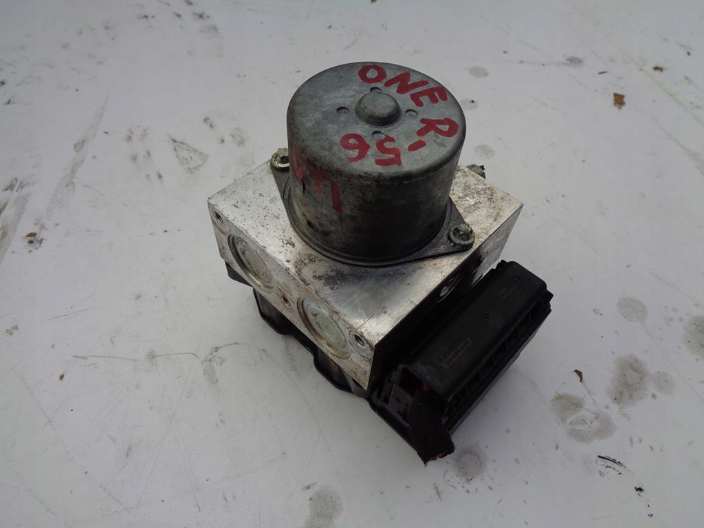 Купити Насос abs 6785909-01 mini one r56