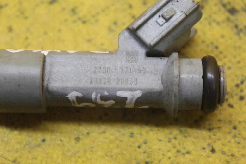 фото №8, Инжектор топлива toyota aygo ii 1.0 b 23250-00030