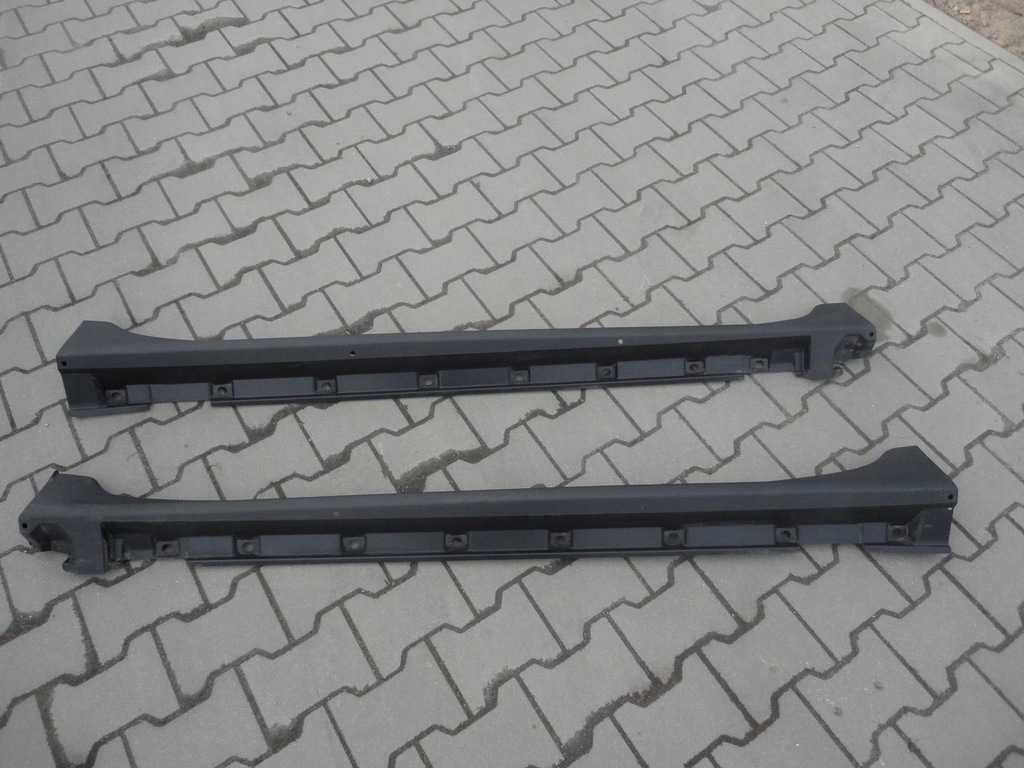 фото №1, Suzuki swift mk8 sport молдинг поріг права 2017-