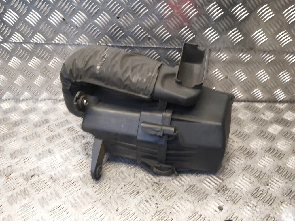 фото №4, Корпус фільтра повітря venga 1.4crdi 28110-1p200