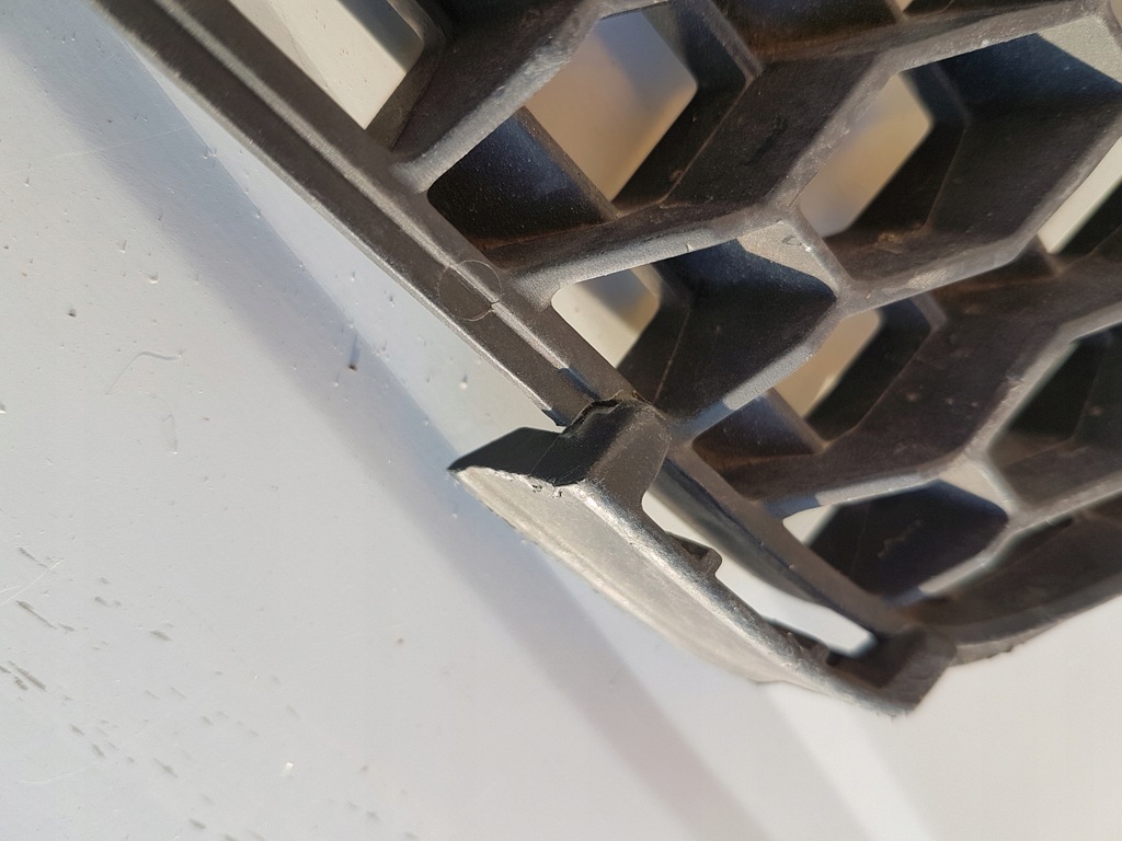 фото №7, Решётка радиатора решётка радиатора - toyota yaris ii