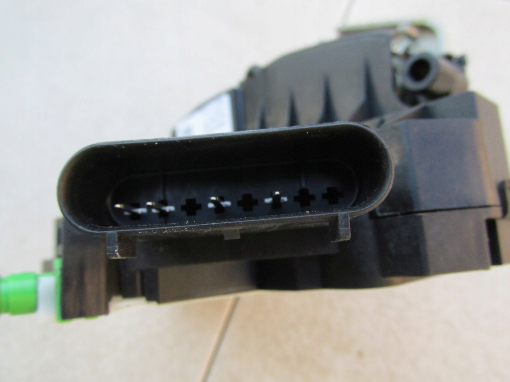 фото №4, Замок дверь задняя 4 контакты cn15a264a26dc ecosport 2014