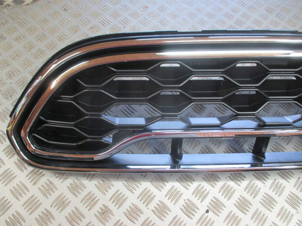 фото №3, Решётка радиатора mini countryman s f60 2017r-
