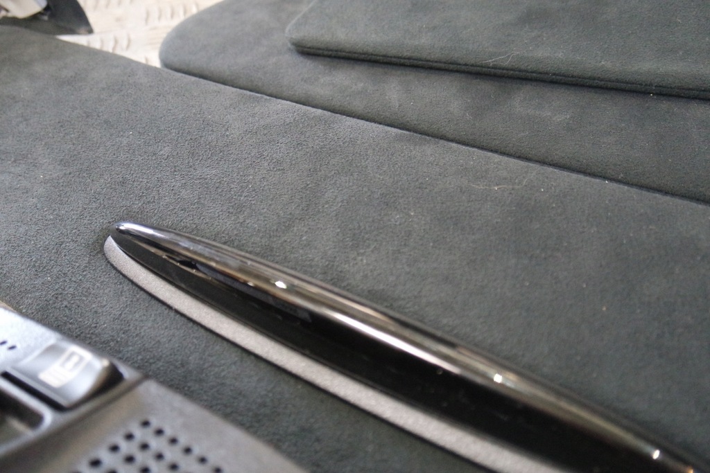 фото №8, Стеля czarna панорама mercedes maybach