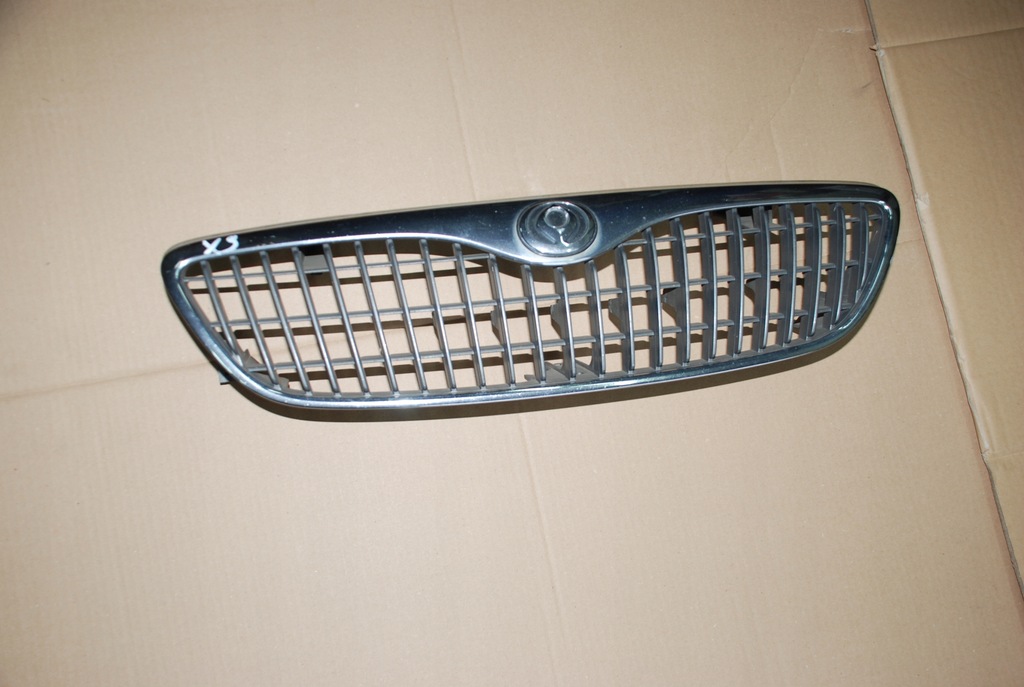 фото №1, Mazda xedos 9 решітка радіатора передня