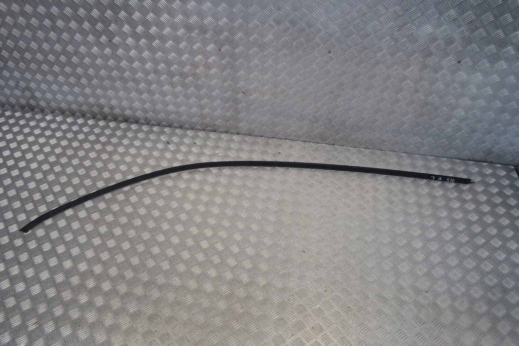 фото №1, Porsche cayenne 7l5 молдинг кровельная левая