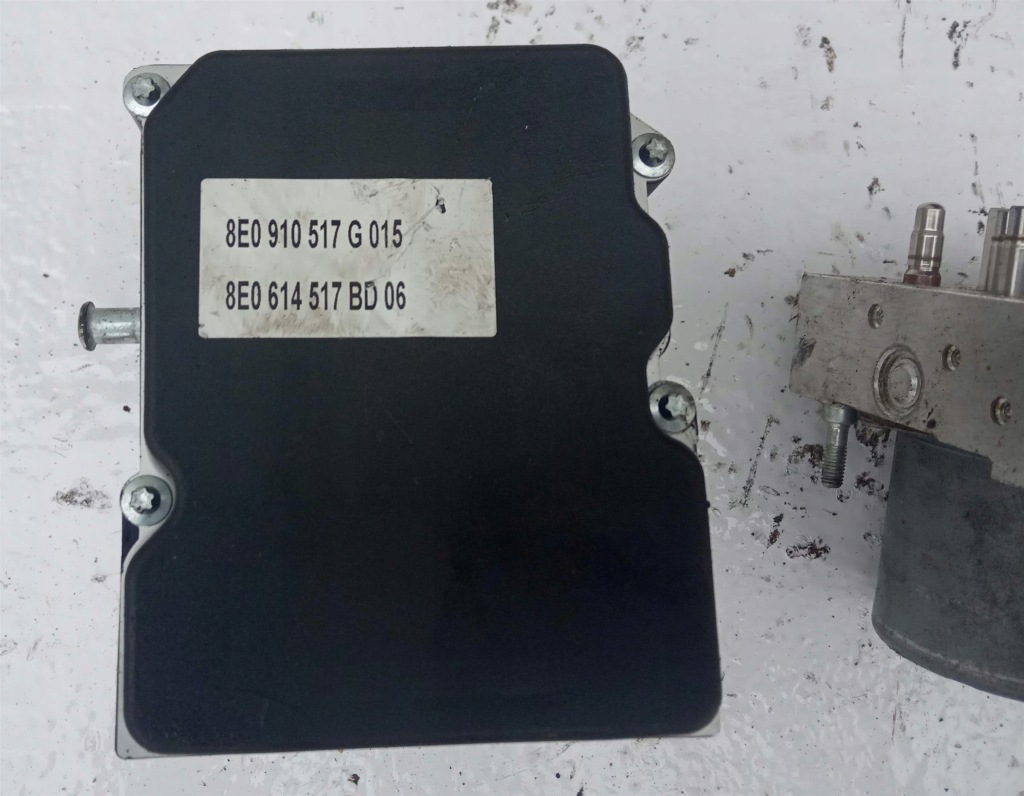 фото №1, Насос abs esp audi rs4 b7 4.2 fsi 8e0910517g 05-09