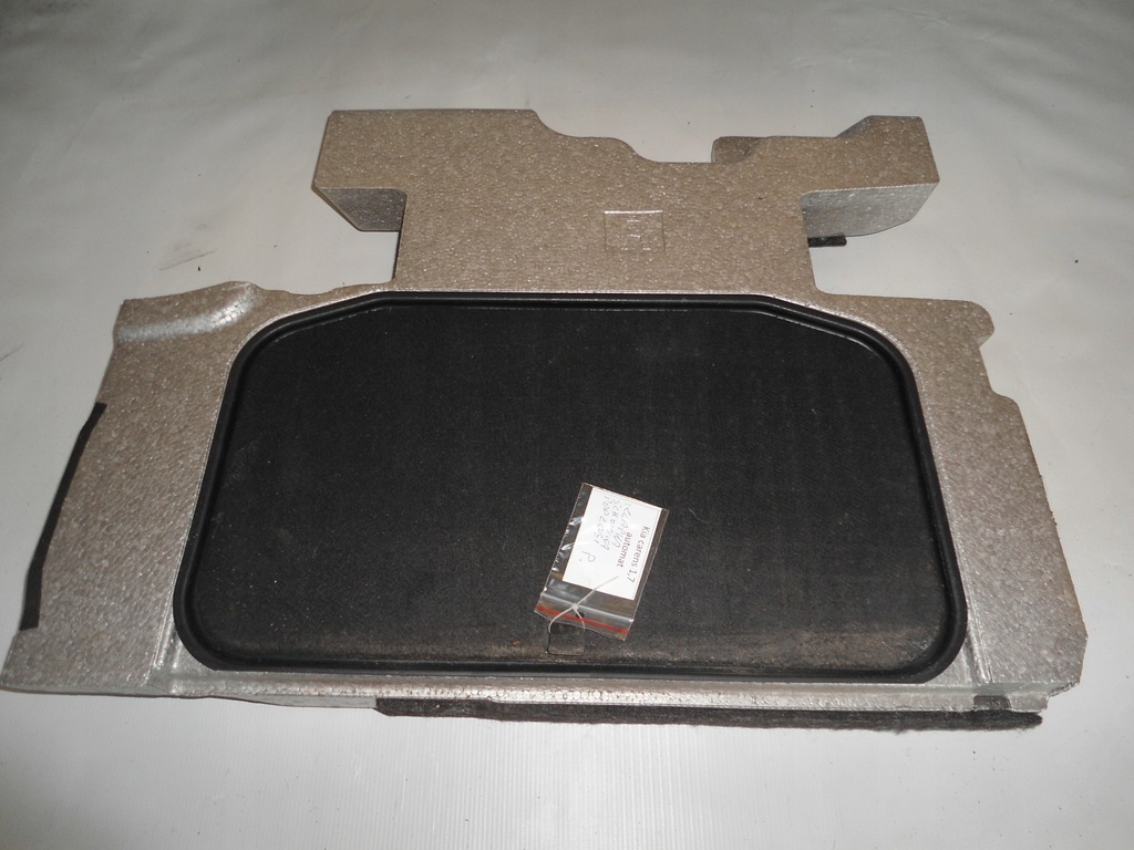 фото №1, Бардачок пол p. задняя kia carens iii 2014 1.7 crdi