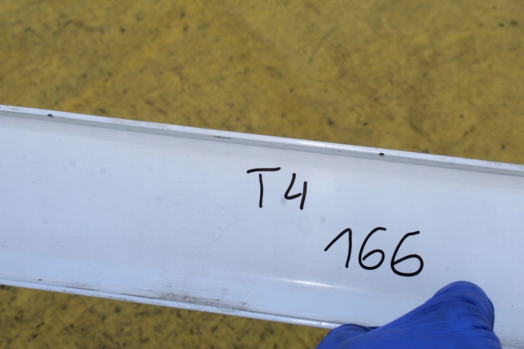 фото №9, Молдинг pod фара vw transporter t4