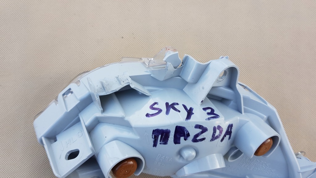 фото №3, Mazda 3 2013- противотуманная фара правый оригинал