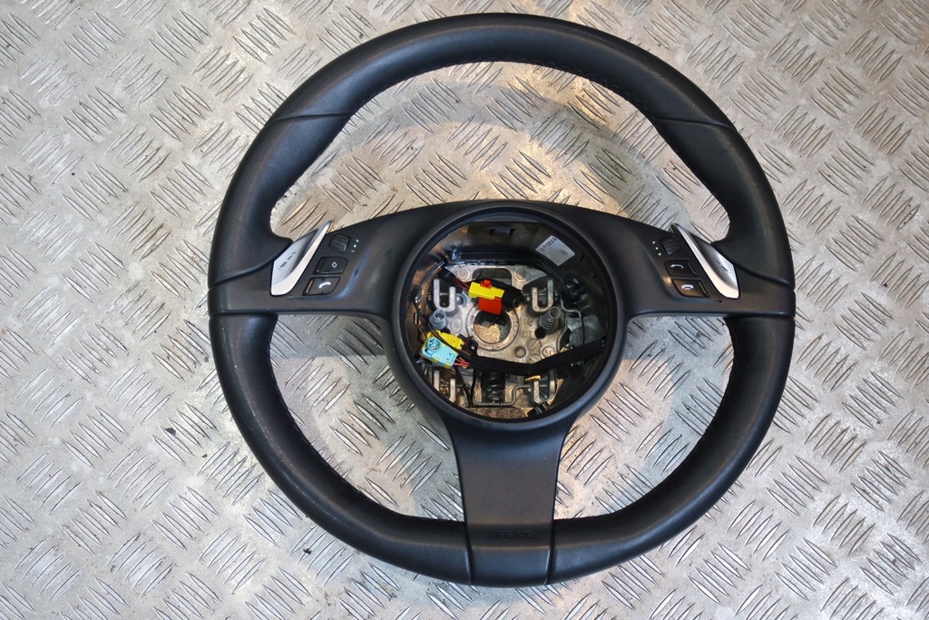 фото №1, Повітропровід czarna шкіра porsche panamera r48