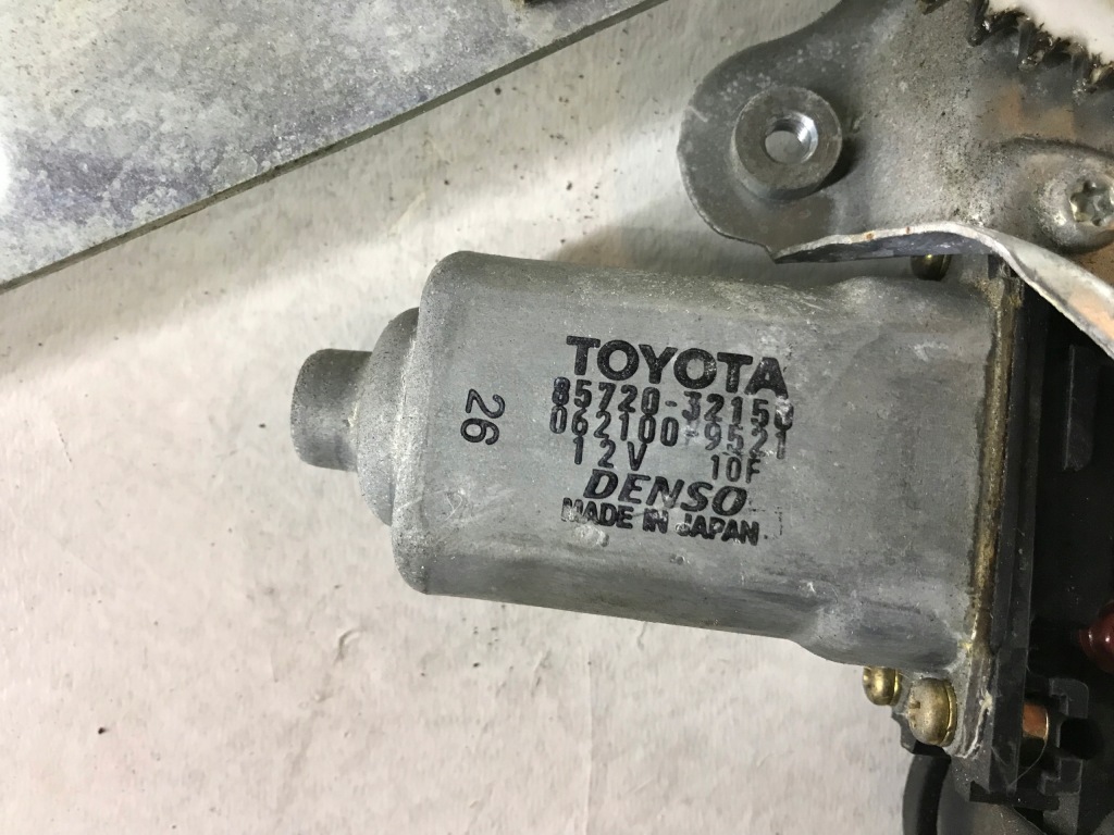 фото №4, Підйомник вікон скло правий задня toyota rav4 ii