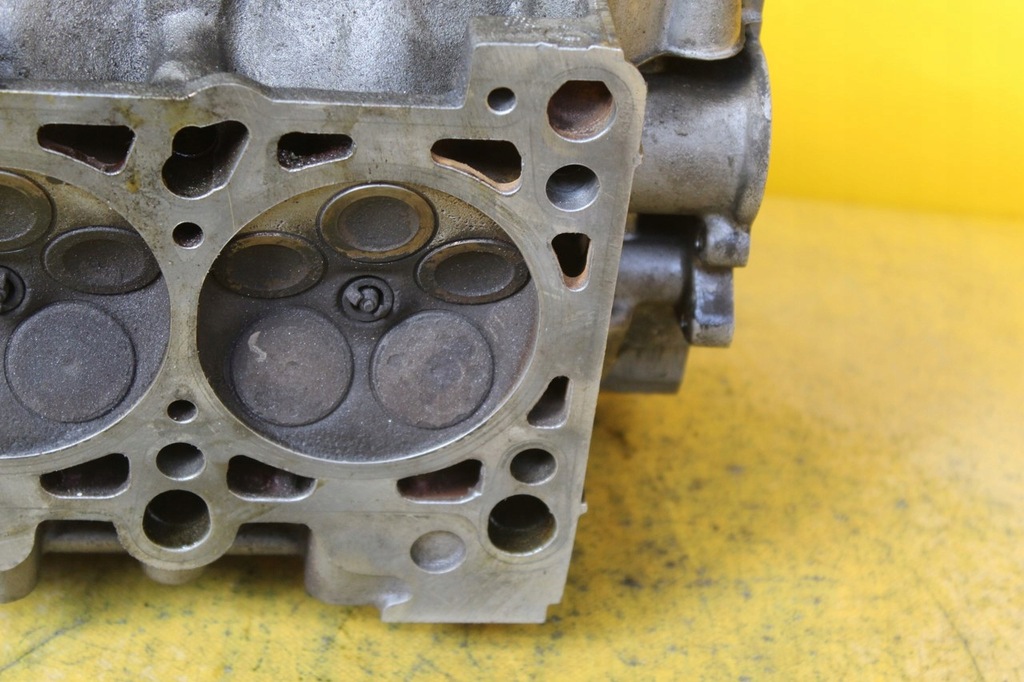 фото №10, Головка права a4 b5 a6 c5 a6 a8 2.4 b 073103373ah