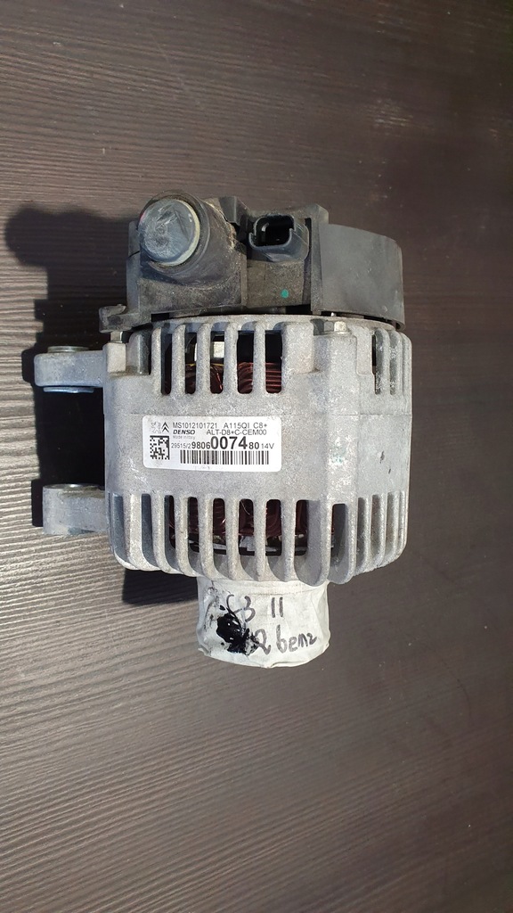 фото №1, Генератор peugeot 208 denso 9806007480