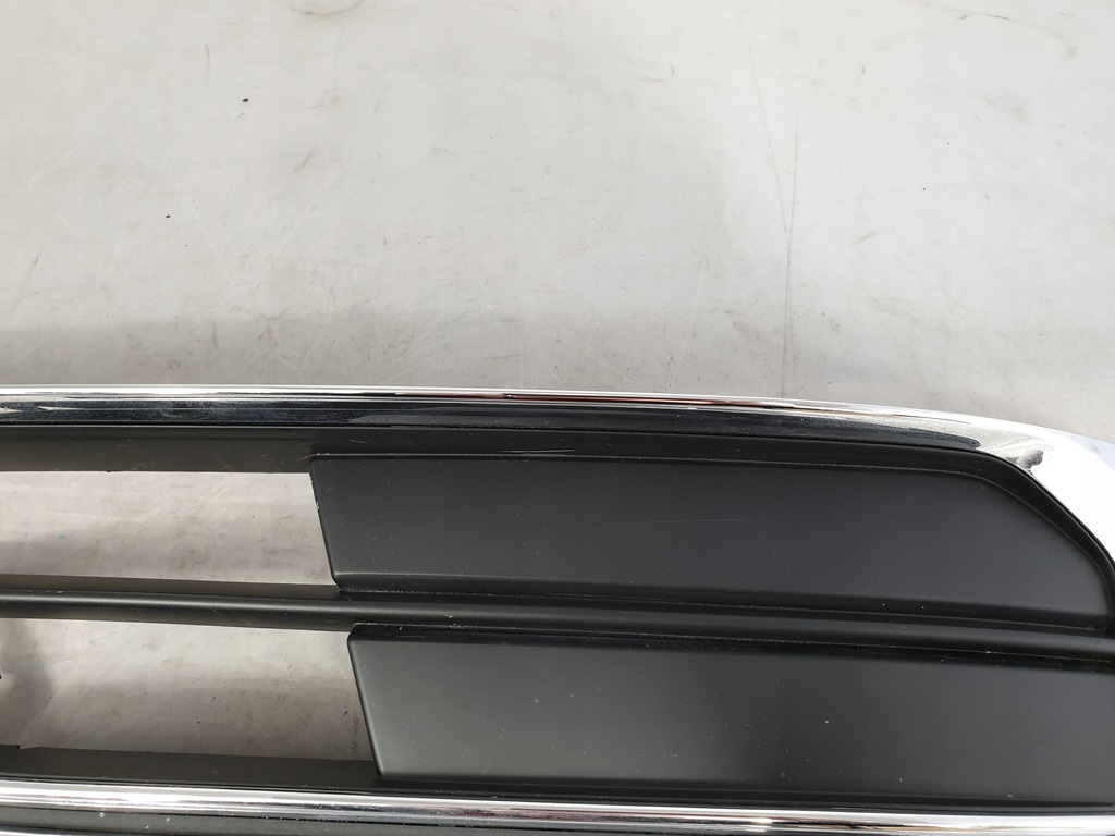 фото №8, Решітка бампера права audi a8 d5 4n0807680