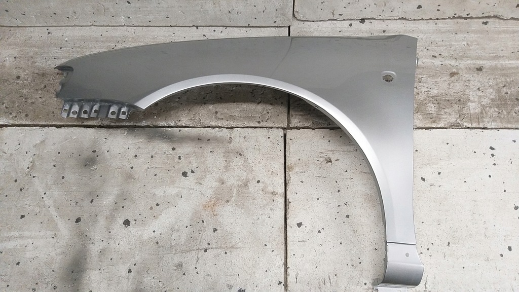 фото №1, Audi a3 8l 96-00 крыло левый ly7w цинк.