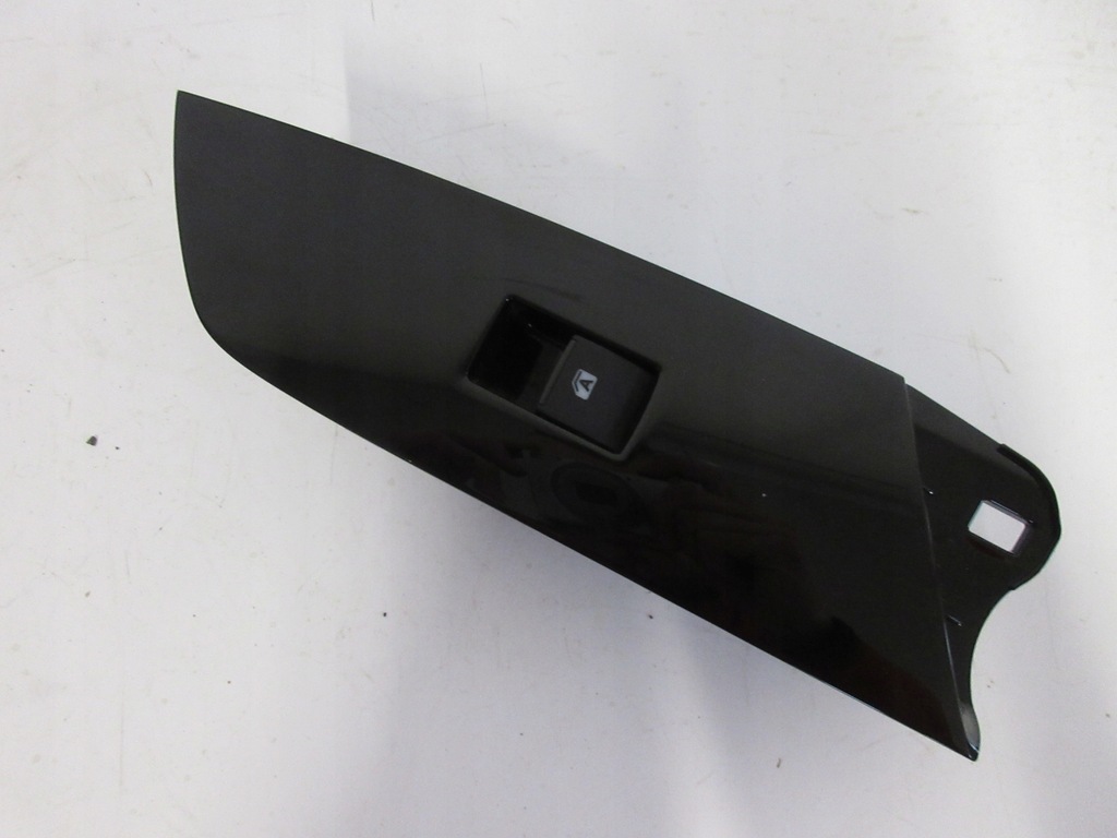 фото №1, Prius iv переключатель стекло правый перед