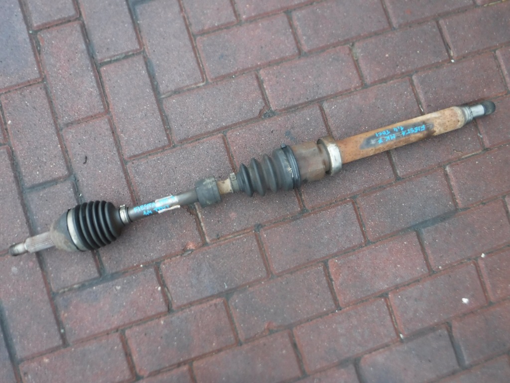 Купити Привідний вал довга ford fiesta mk7 1.4 tdci