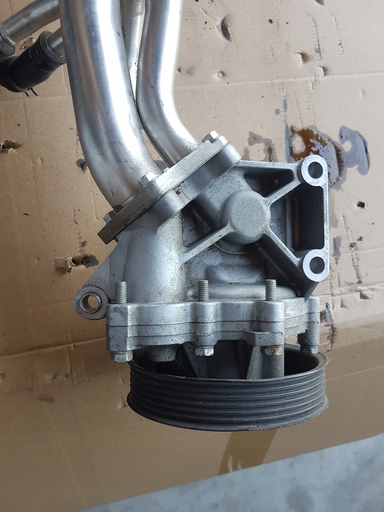 фото №4, Насос wody volvo 4.4 v8 xc90 s80